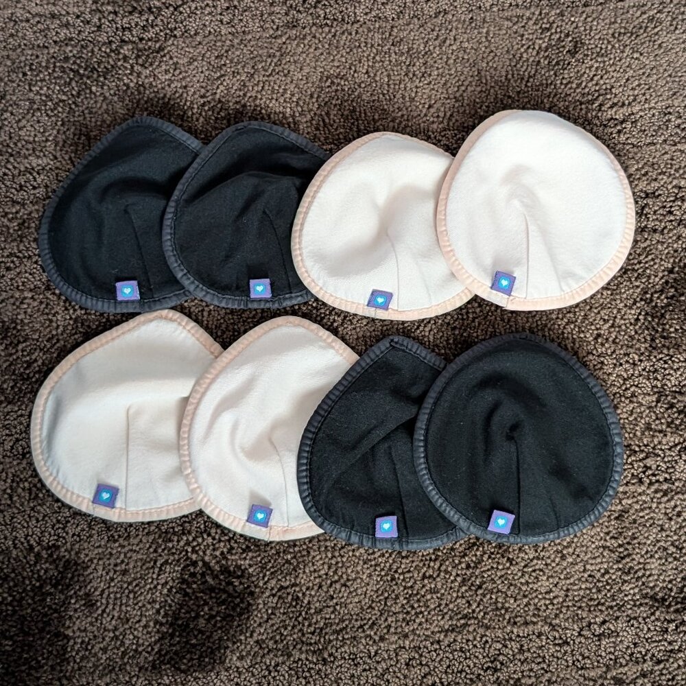 Lansinoh reusable nursing pads